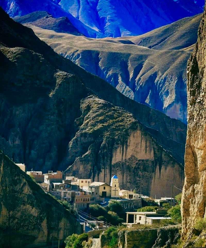 Iruya, pueblo enclavado entre montañas
